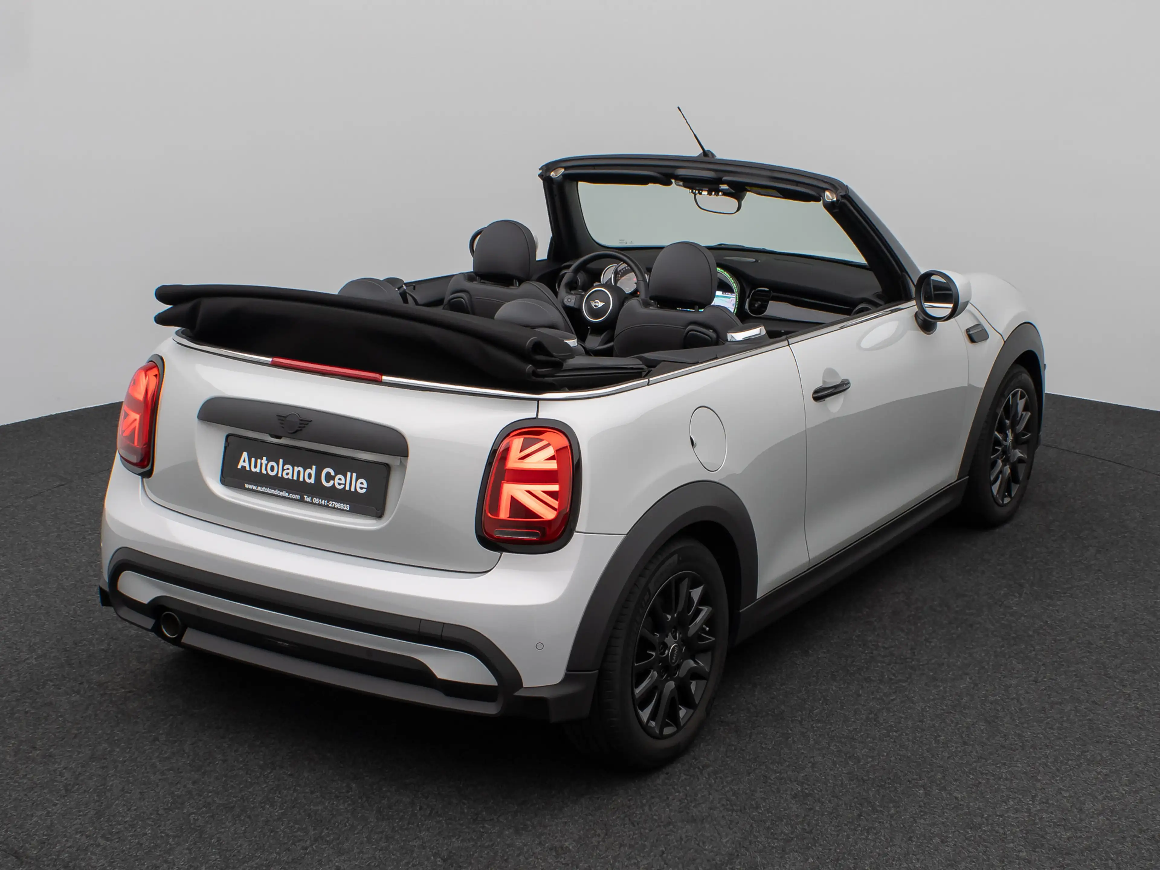 MINI One Cabrio Classic Trim Kamera DAB Sport Komfort — photo 7