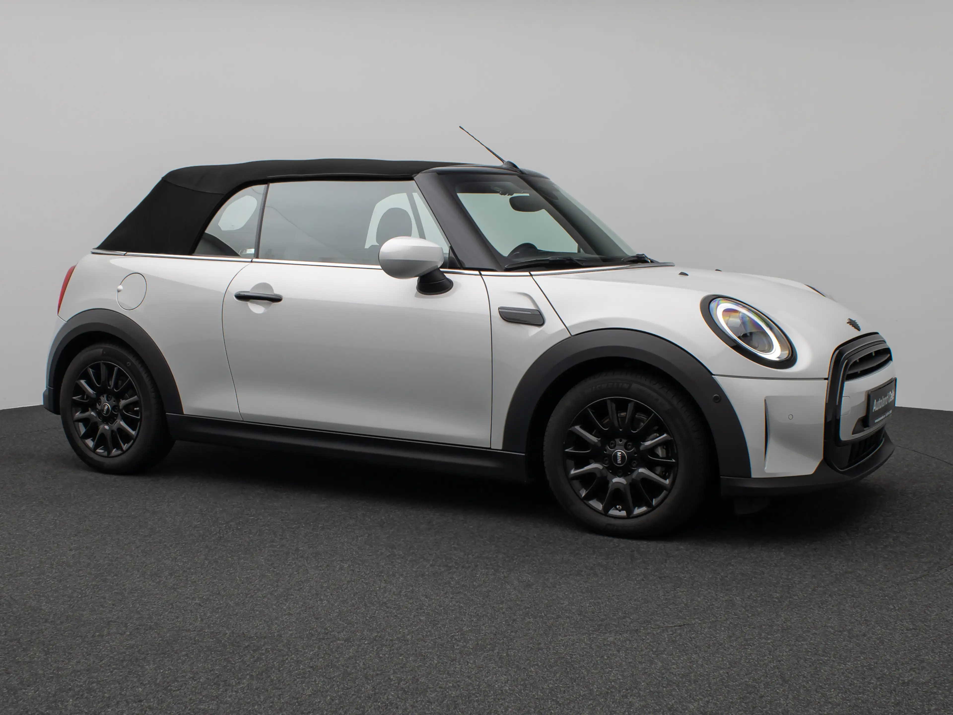MINI One Cabrio Classic Trim Kamera DAB Sport Komfort — photo 4