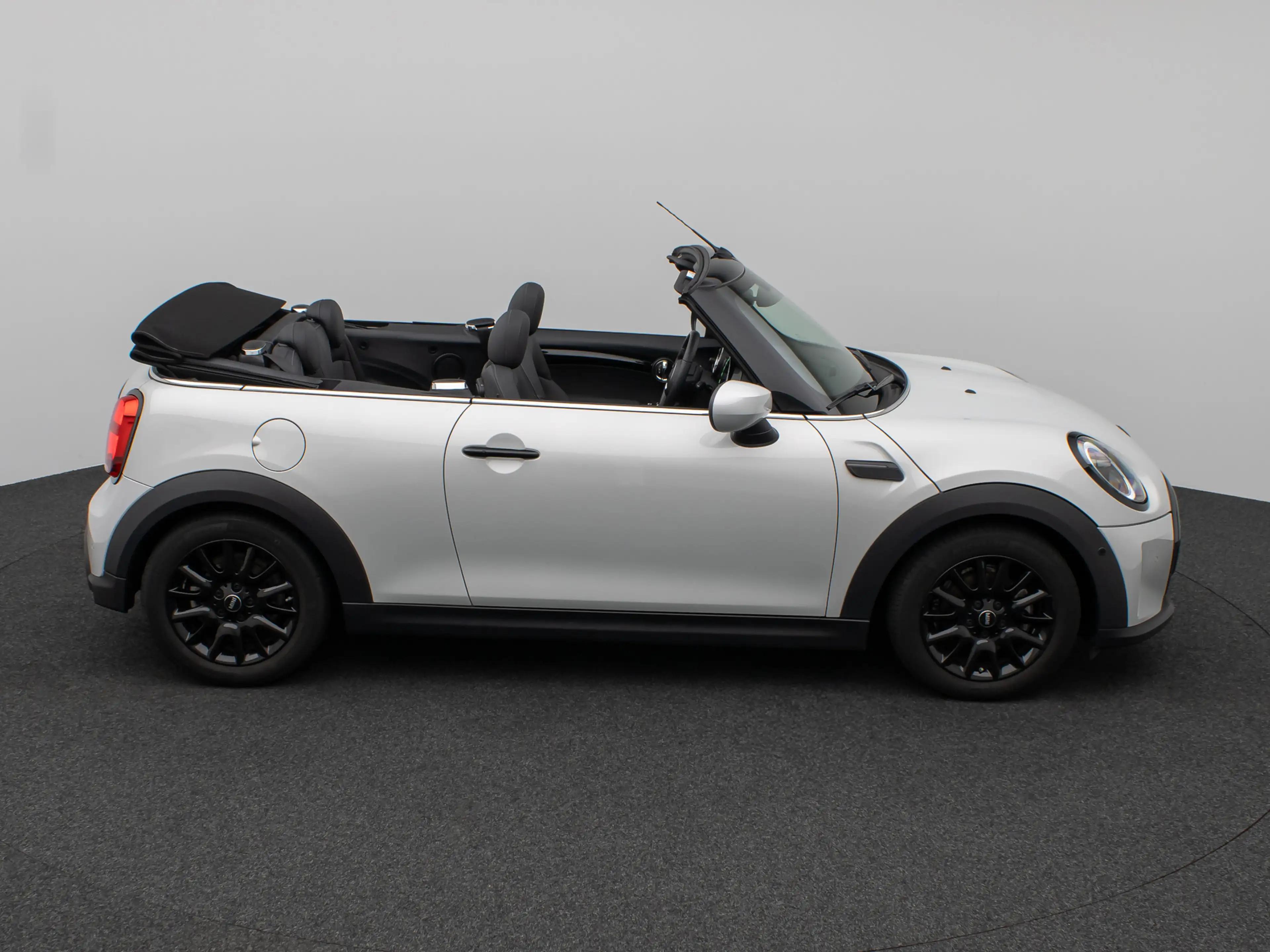 MINI One Cabrio Classic Trim Kamera DAB Sport Komfort — photo 5