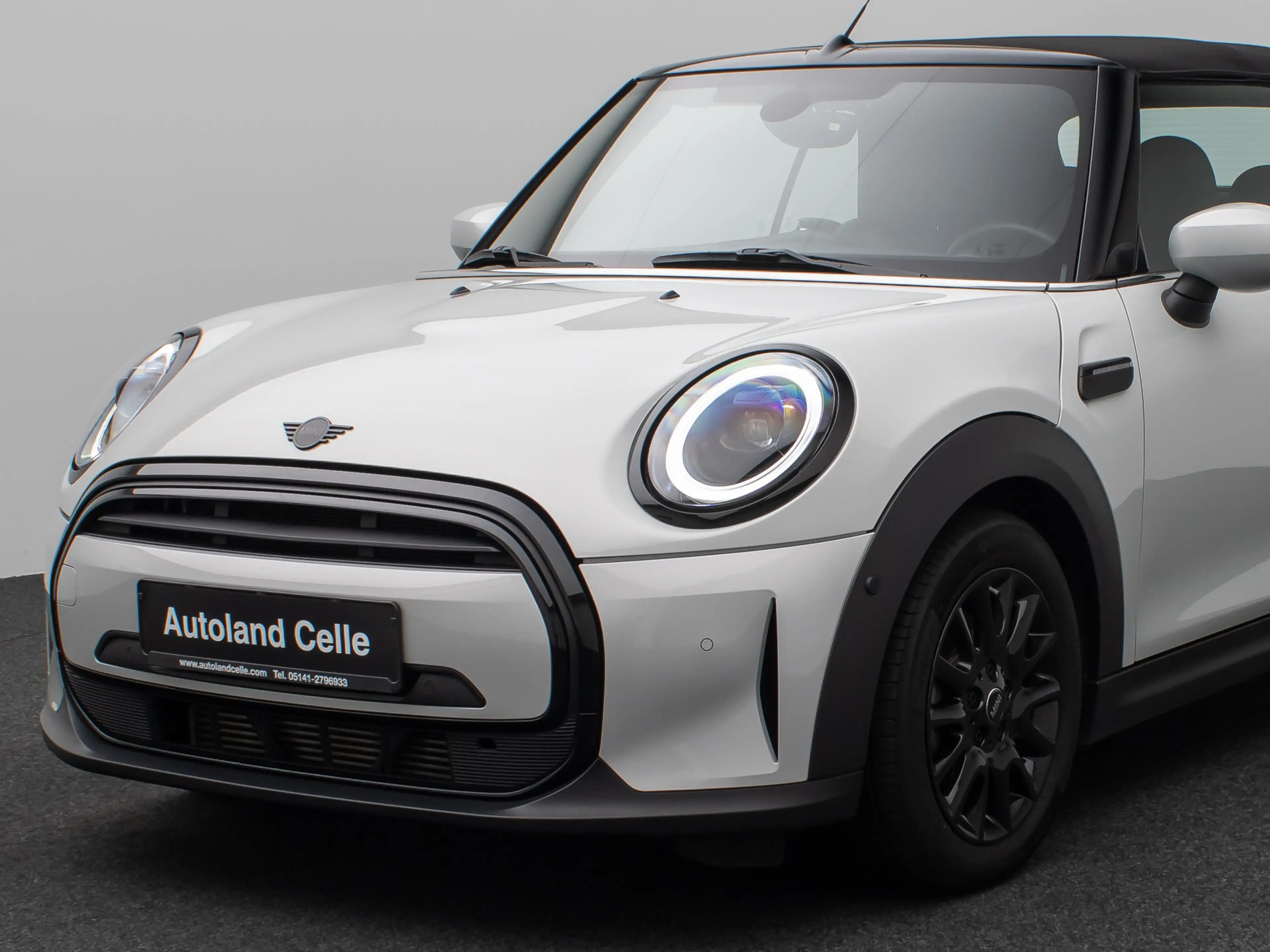 MINI One Cabrio Classic Trim Kamera DAB Sport Komfort — photo 17