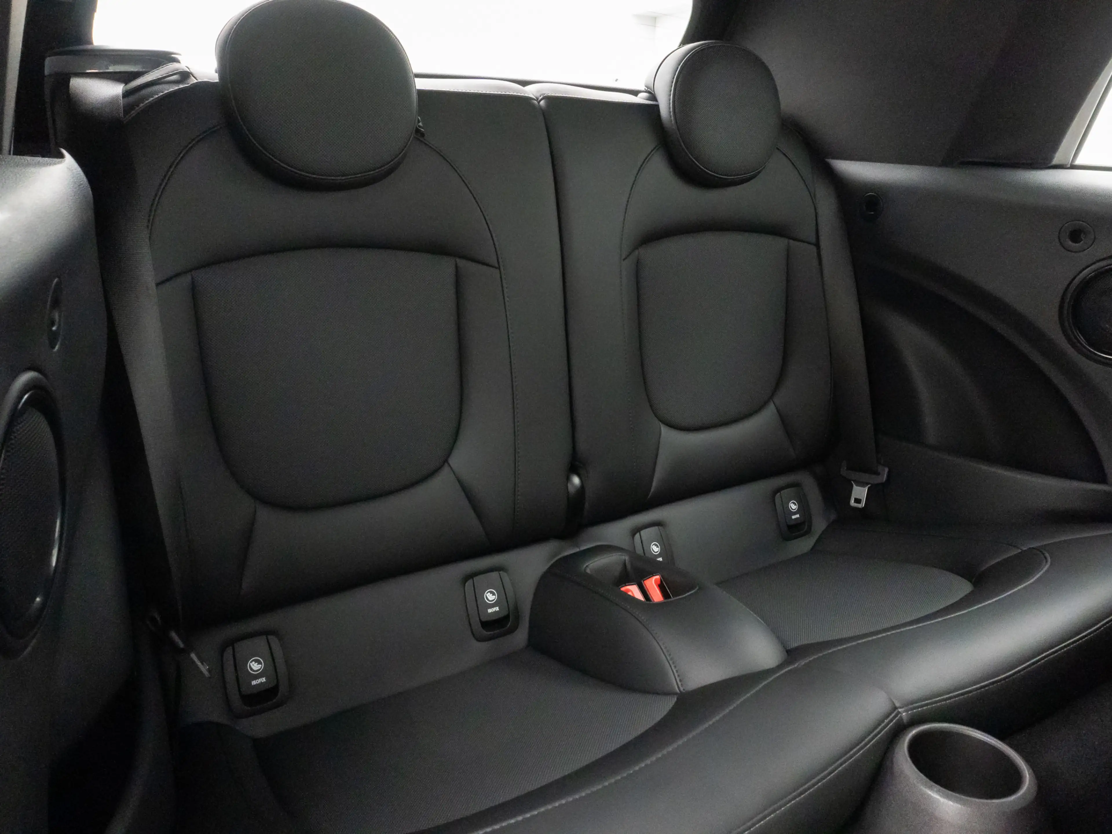 MINI One Cabrio Classic Trim Kamera DAB Sport Komfort — photo 25
