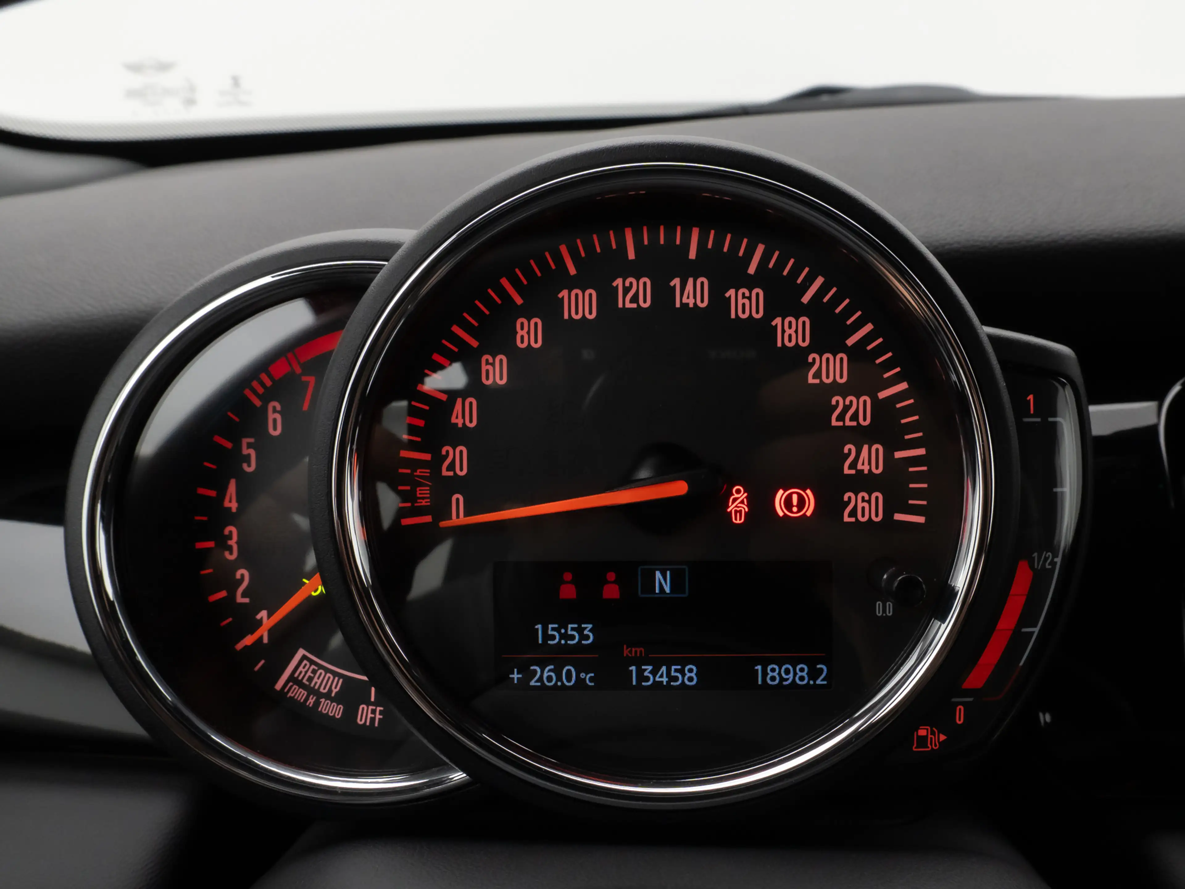 MINI One Cabrio Classic Trim Kamera DAB Sport Komfort — photo 35