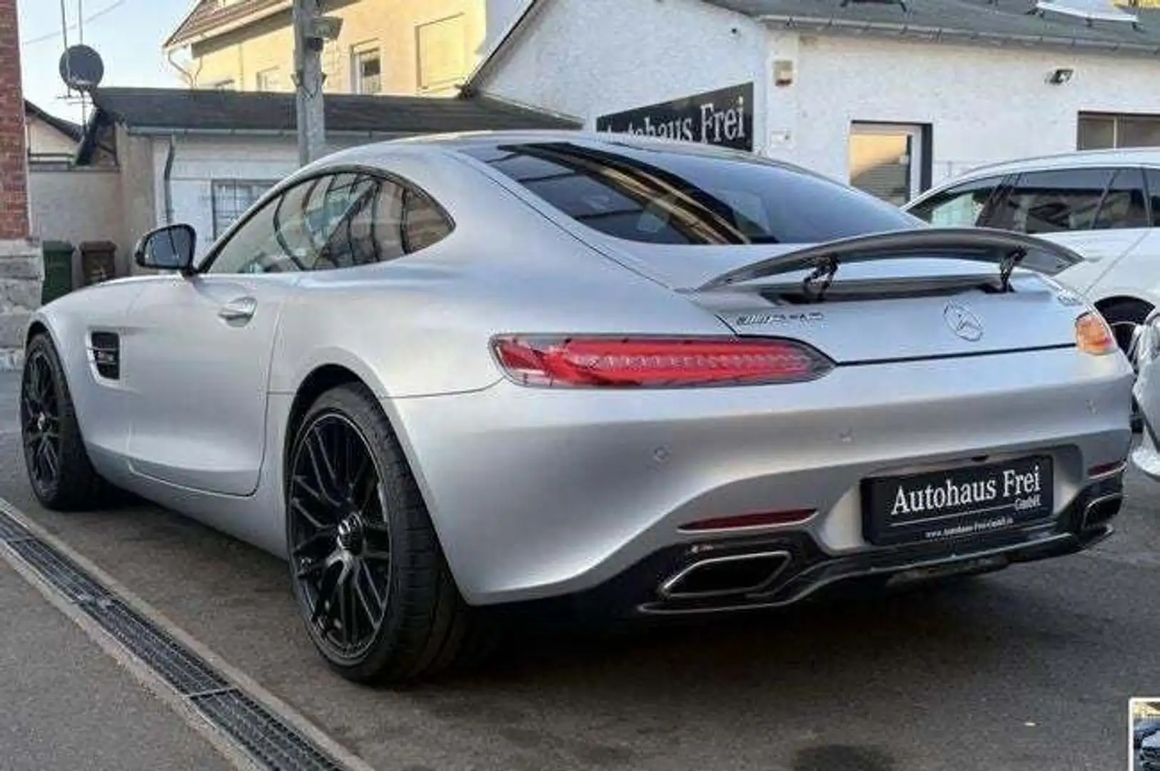 Mercedes-Benz AMG GT Coupé S Plateado - 2