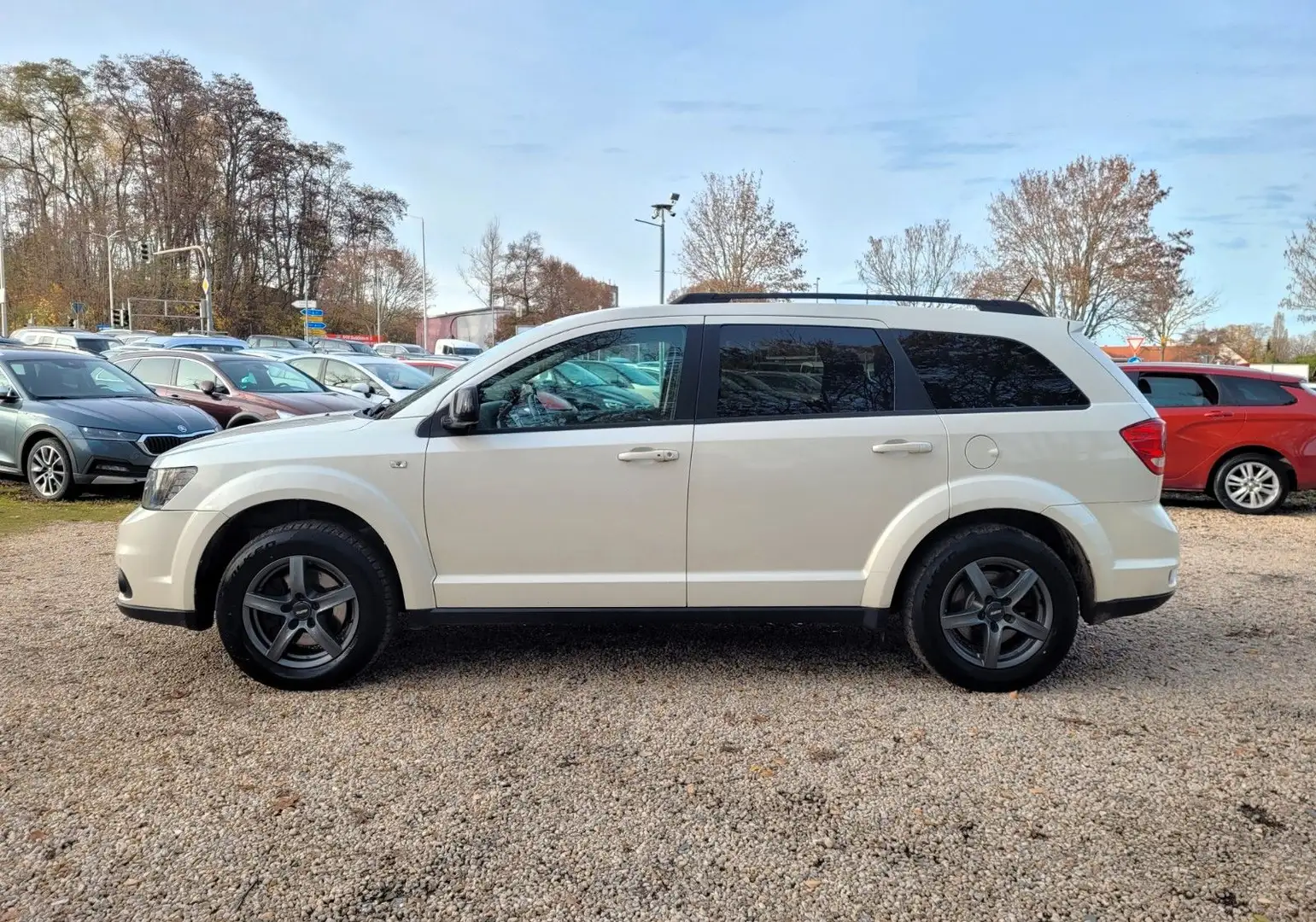 Fiat Freemont Black Code AWD*Navi*SZH*Temp*8xLMF*TÜV* Weiß - 2