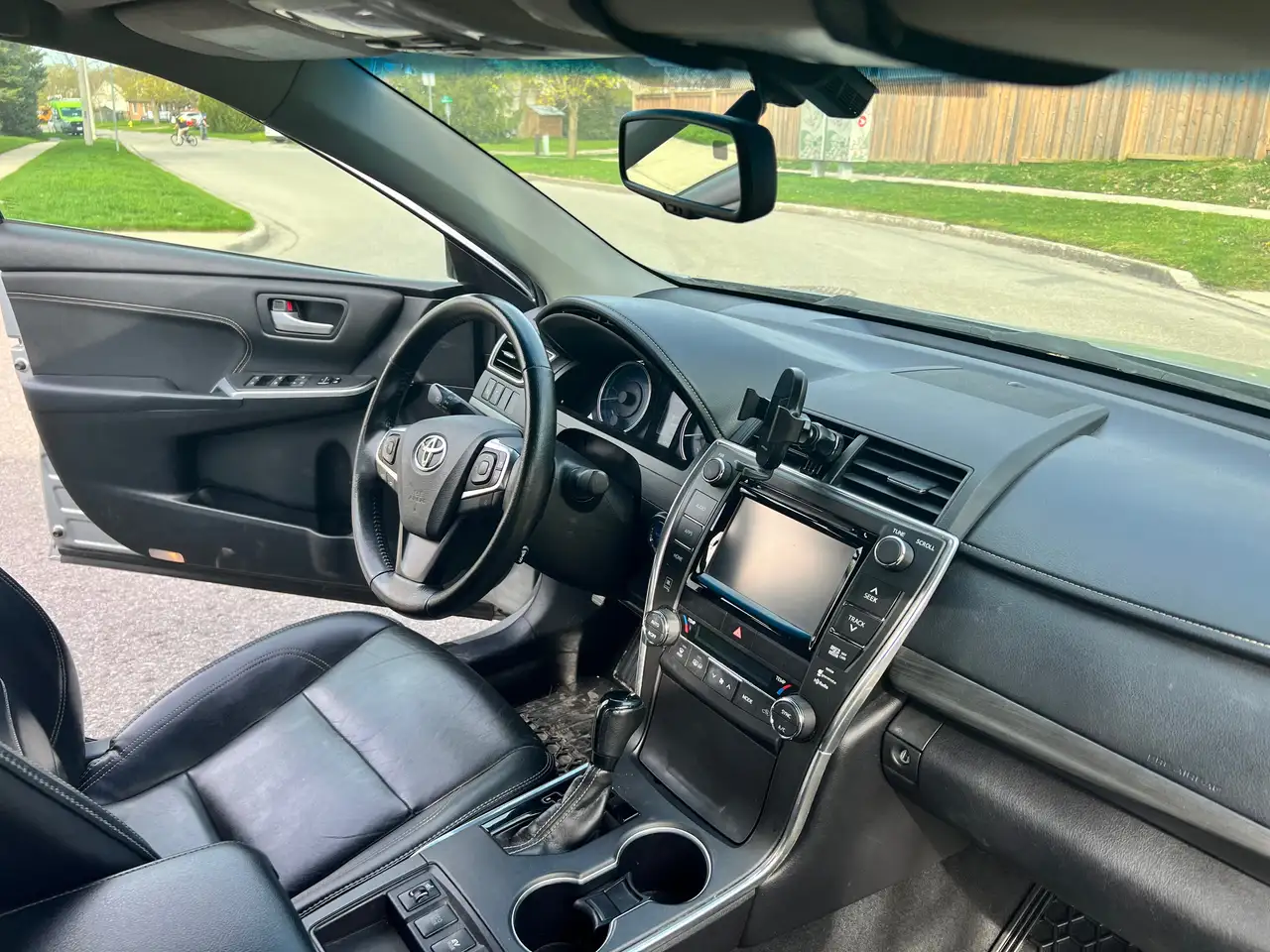 Toyota Camry снимка Toyota Camry