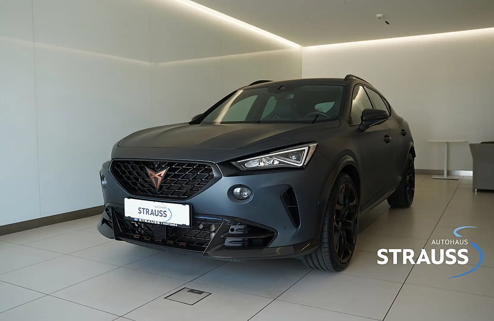 CUPRA Formentor VZ5 2.5 TSI 4Drive 450PS Silber - 1