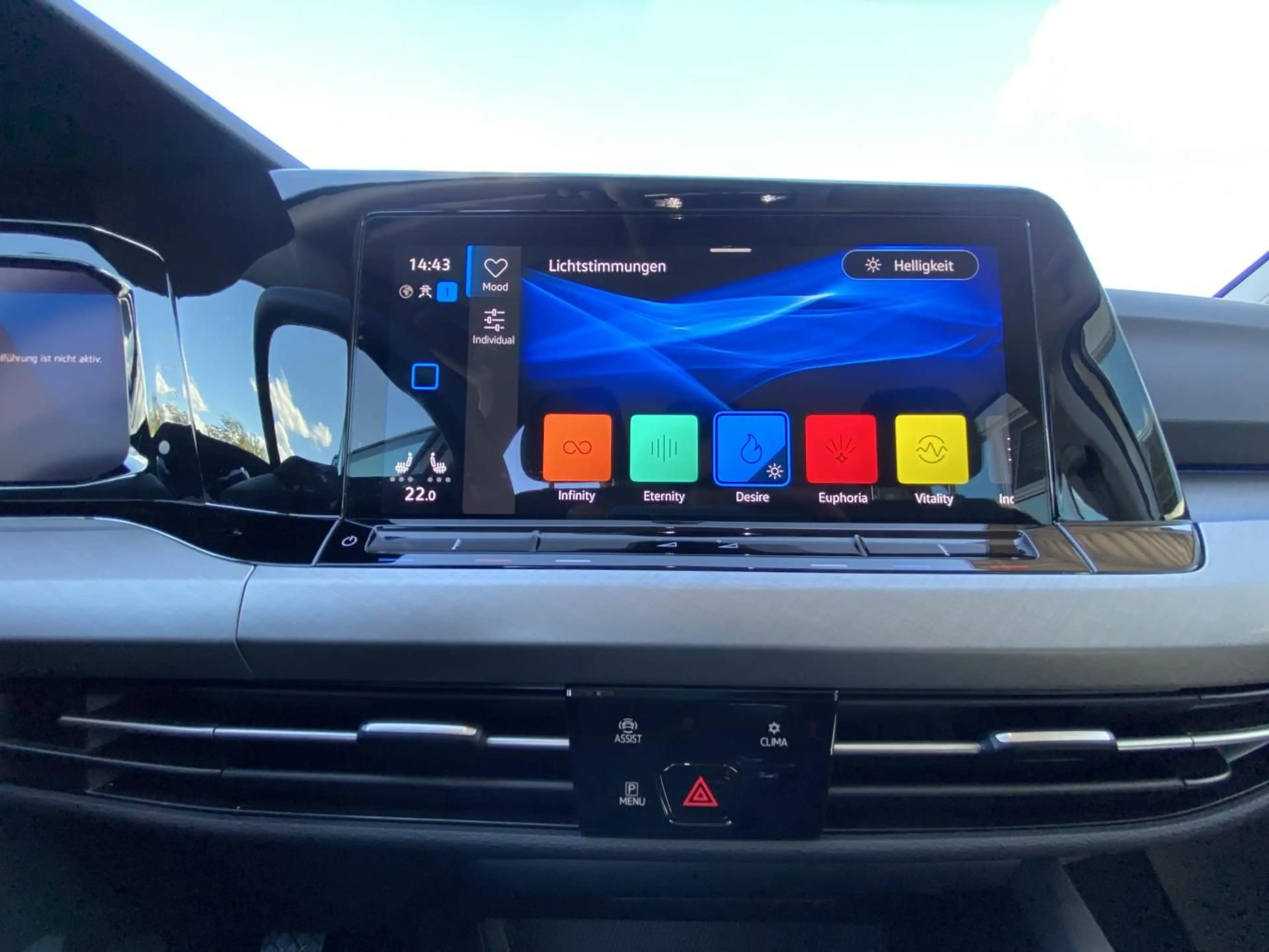 Volkswagen Golf Variant 1.5 TSI Life ACC+APP-CONNECT+ACTIVE — photo 15