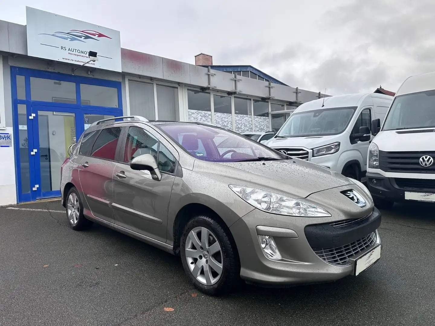 Peugeot 308 SW Premium 1.6HDI*1.Hd*Klima*PDC*Pano* Gris - 2