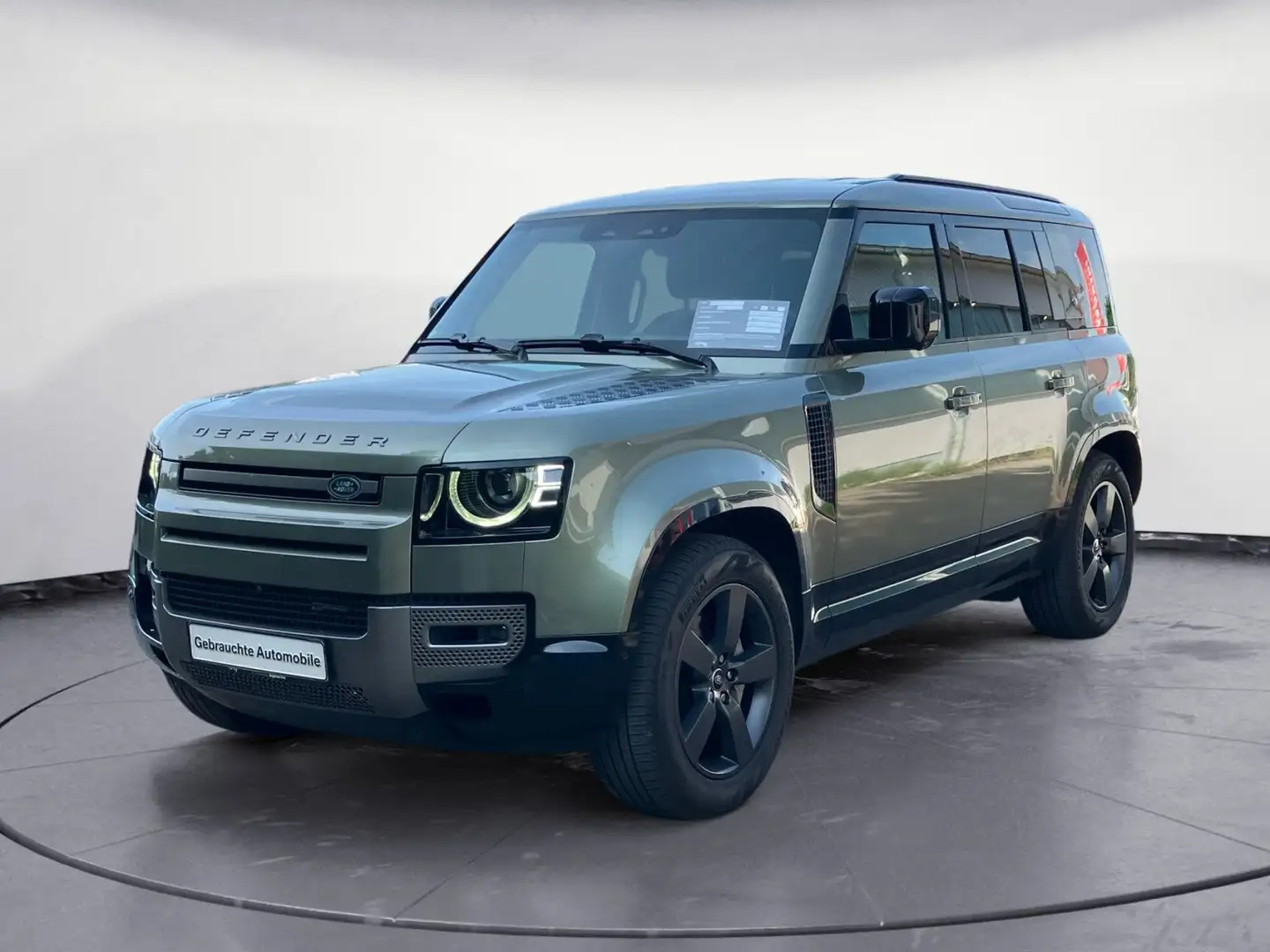 Land Rover Defender 3.0 D300 MHEV X-Dynamic SE 110 AHK Stan Grün - 1