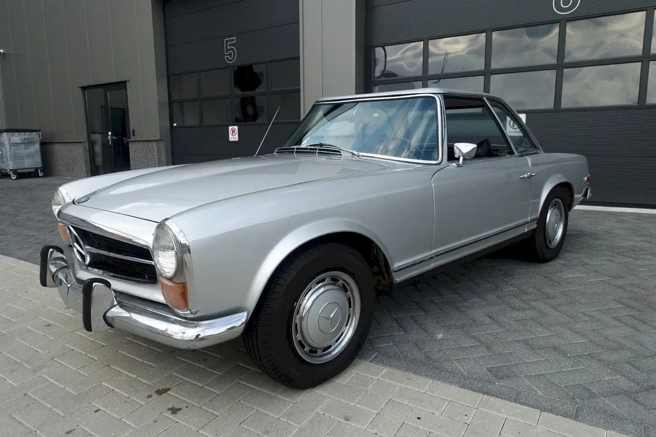 Mercedes-Benz SL 280 W113 Pagode, foto 2