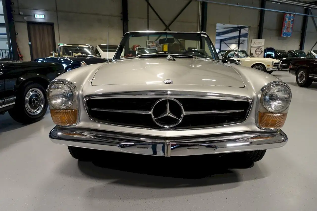 Mercedes-Benz SL 280 W113 Pagode, foto 5