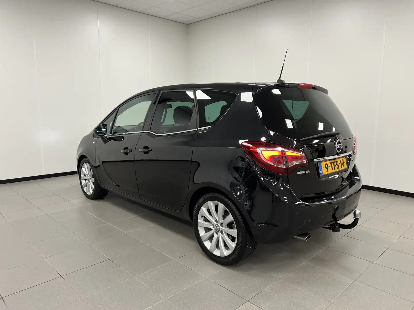 Opel Meriva 1.4 Turbo 140PK Cosmo / Leder / Trekh. / Panodak / Zwart - 2