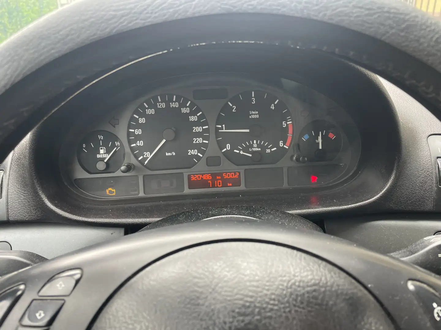 BMW 320 320d Touring Futura - 2