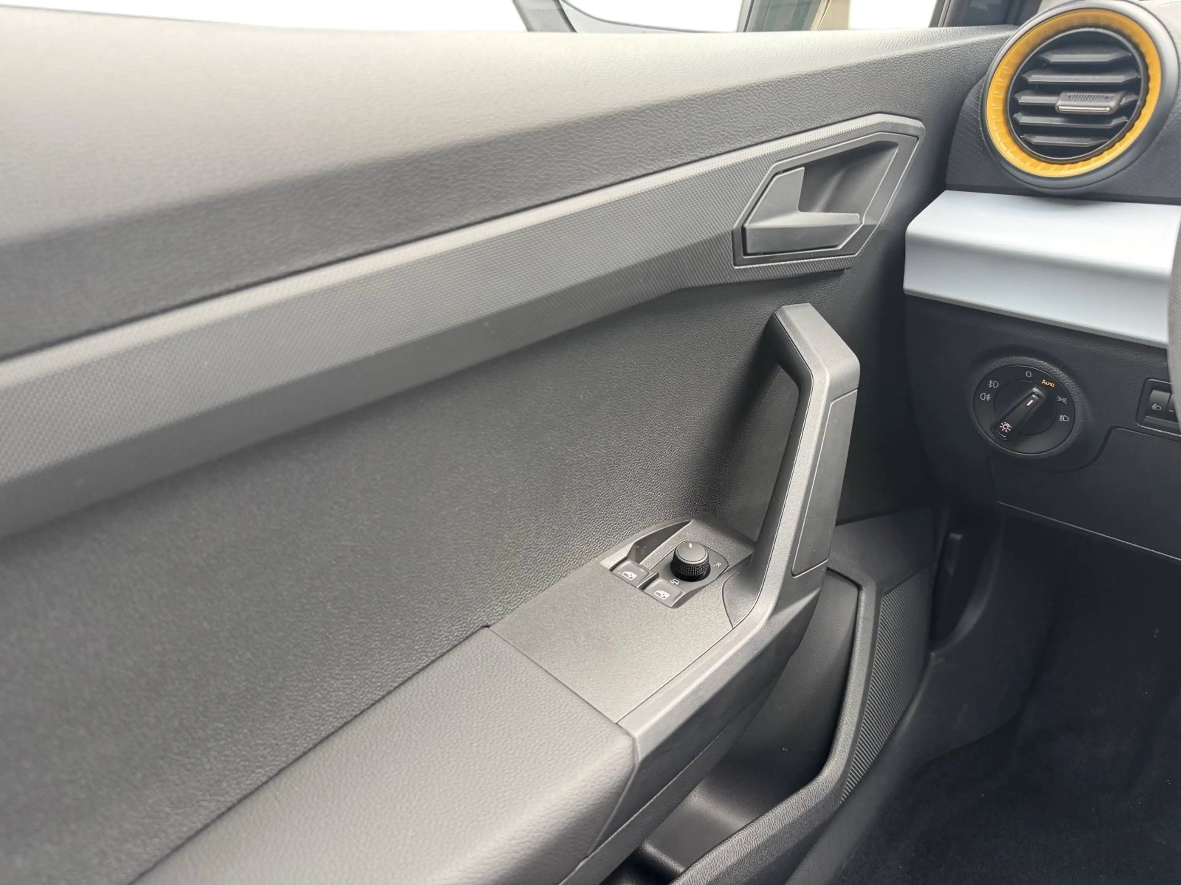 SEAT Ibiza La Vida 1.0 MPI +FRONT-ASSIST+SCHILDERKENNUNG+LED+ — photo 15