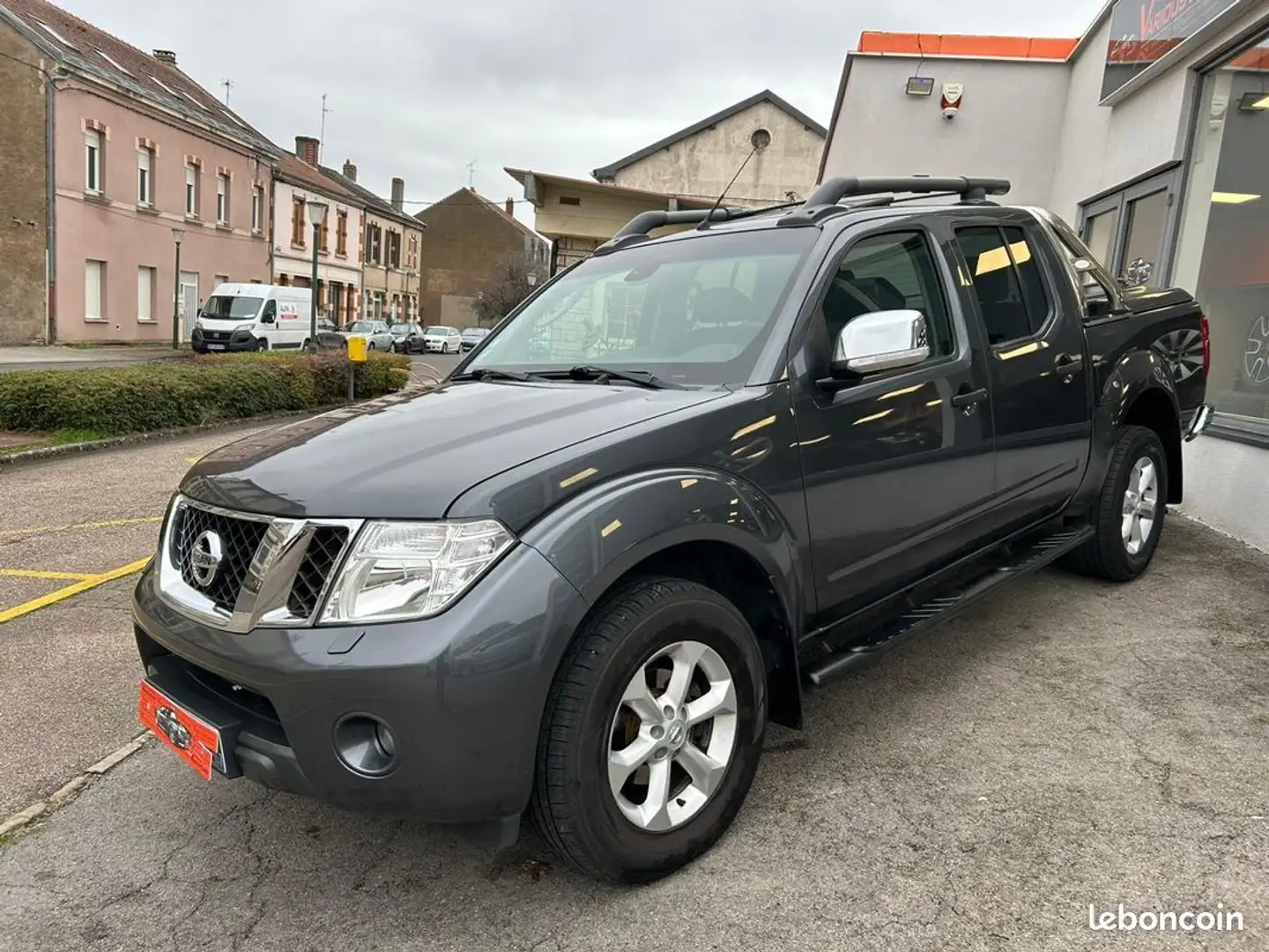 Nissan Navara (D40M) Phase II Pik-up Double cabine 4WD 2.5 DCI 190 cv Garantie 12 mois - 2