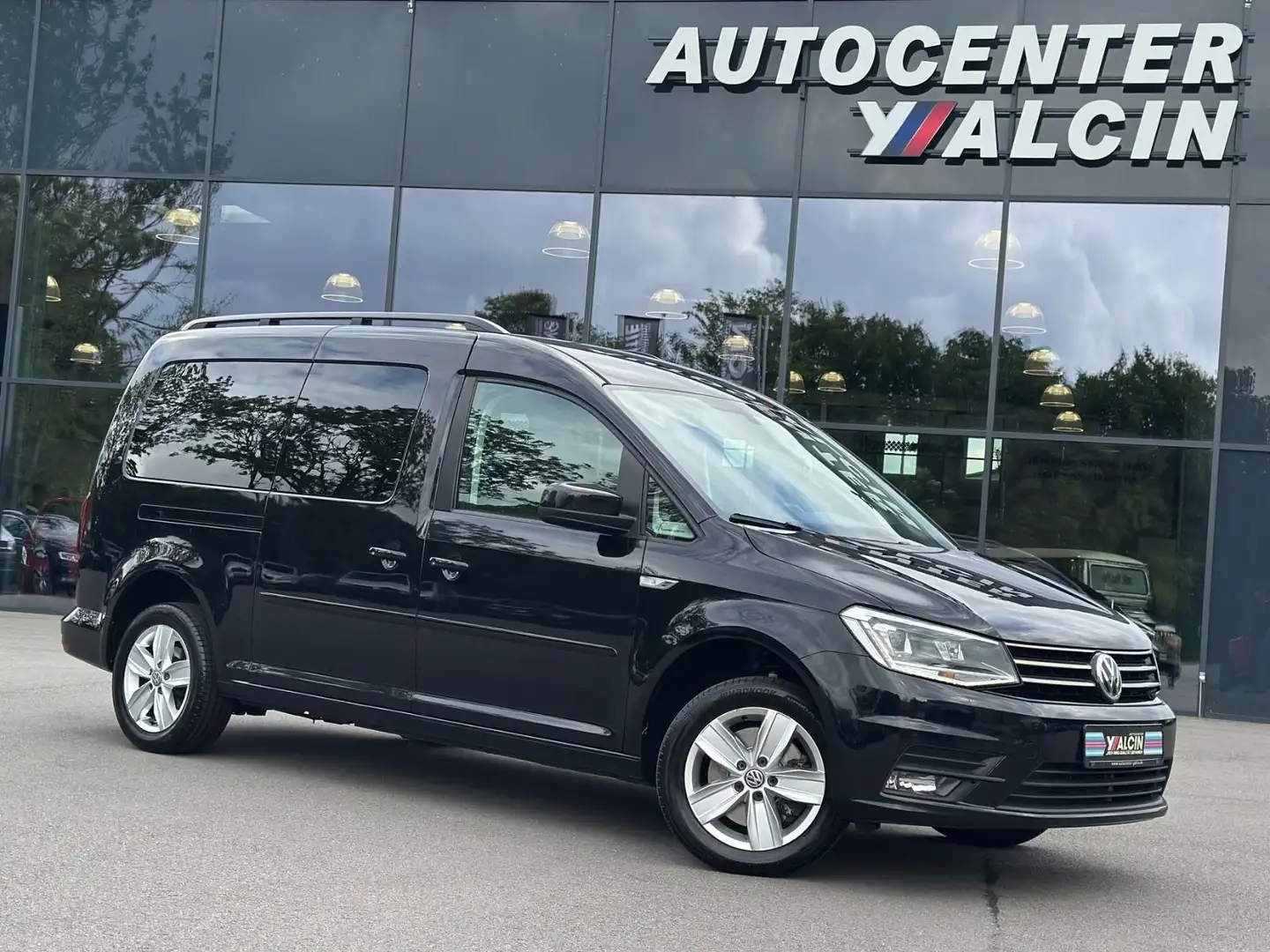 Volkswagen Caddy Maxi 2.0 TDI 1.HA/NAV/R-CAM/SHZ/LED/LM/BT Černá - 1