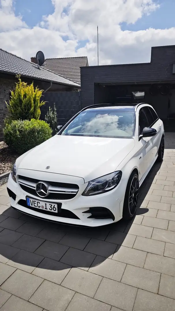 Mercedes-Benz C 43 AMG Perf.AGA,Pano,Burm,Virtual,AHK,Night,Multibeam Bílá - 2