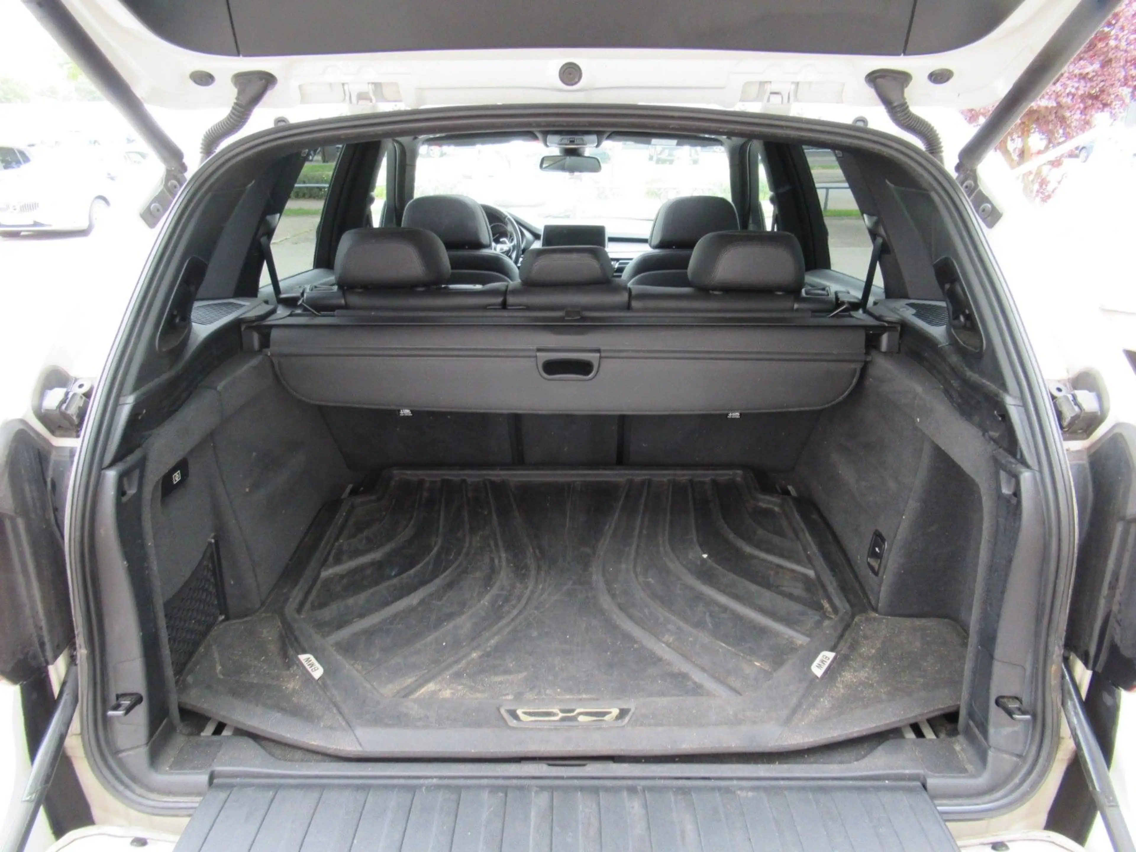 BMW X5 50i M Sport M PAKET*PANO*HEAD UP*AHK*7 SITZER — photo 12