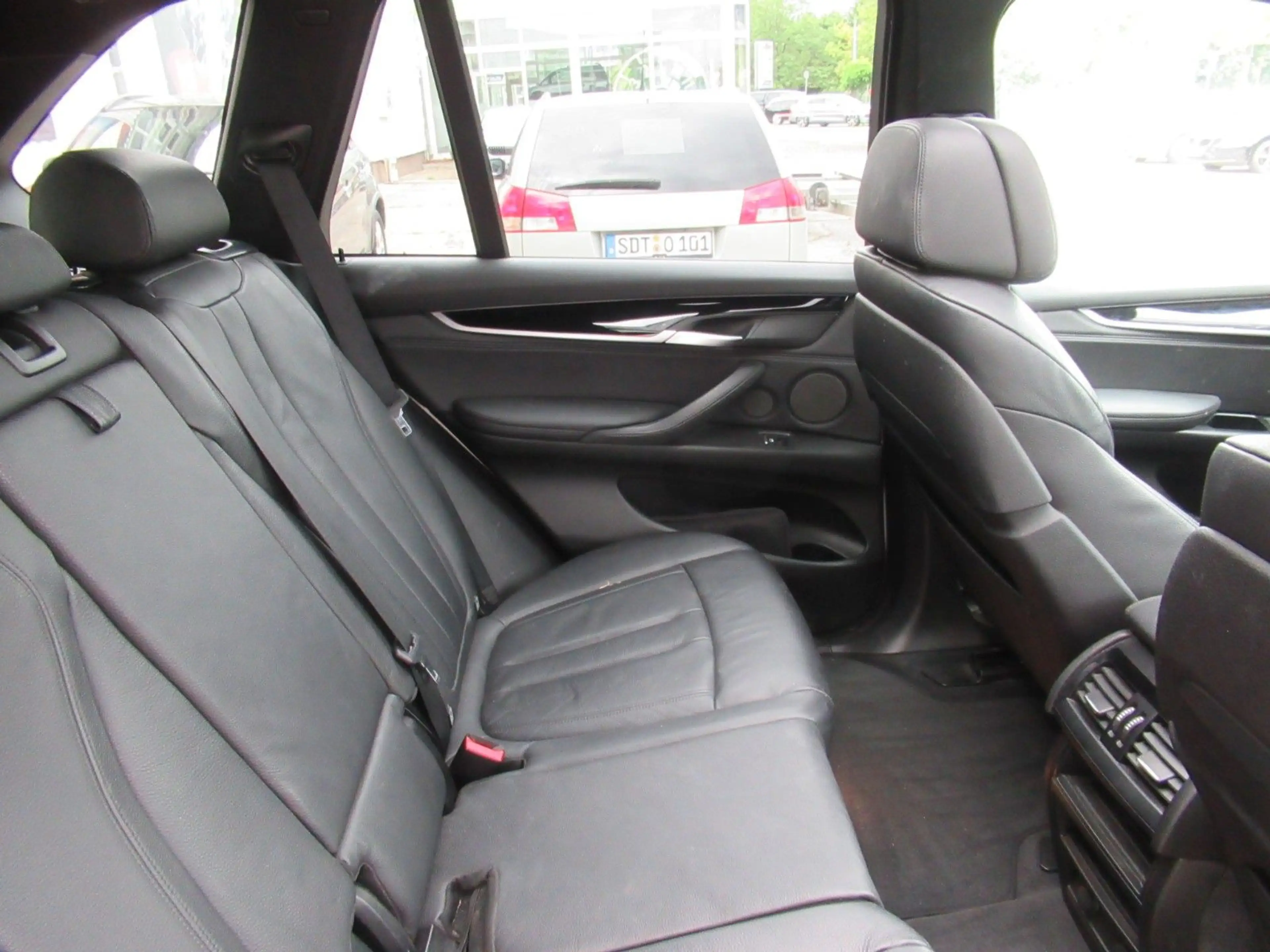 BMW X5 50i M Sport M PAKET*PANO*HEAD UP*AHK*7 SITZER — photo 7