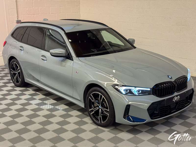 Photo du véhicule BMW 330