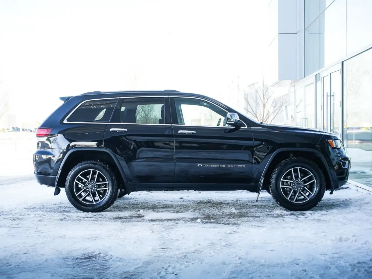 Jeep Grand Cherokee снимка Jeep Grand Cherokee