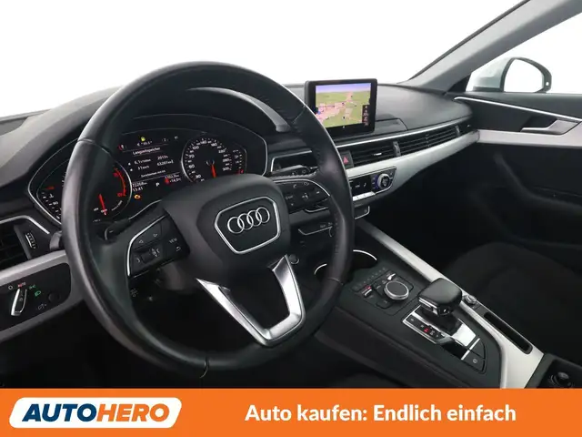 Audi A4 view 11