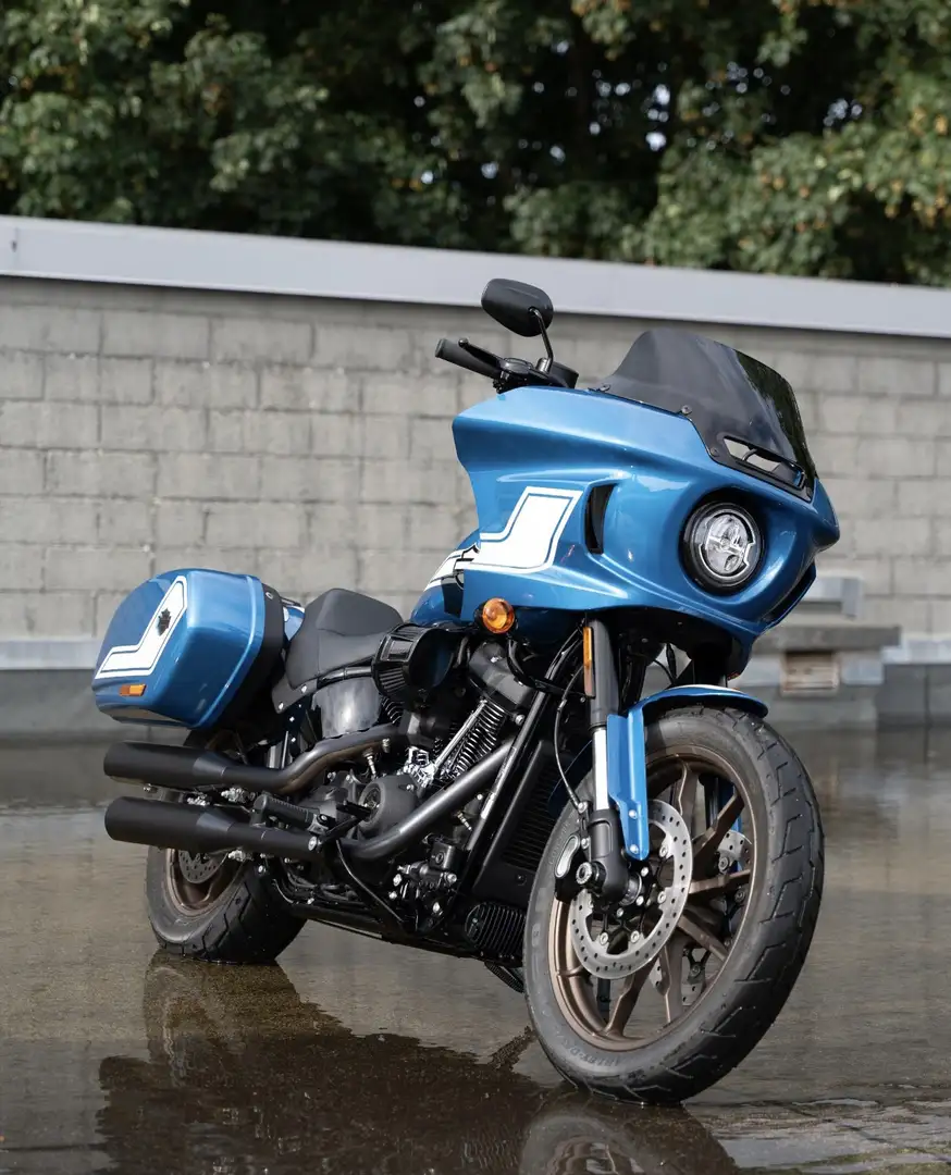 Harley-Davidson Lowrider ST Fast Johnnie Bleu - 1