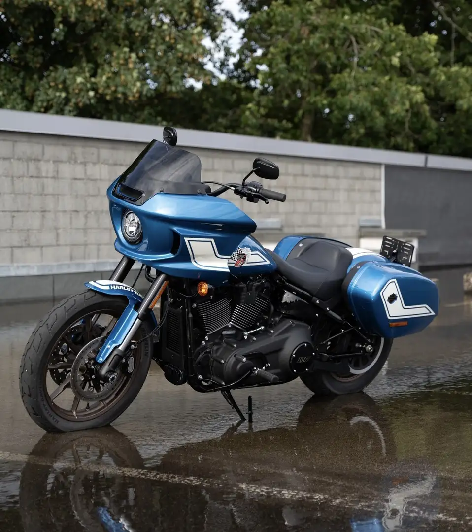 Harley-Davidson Lowrider ST Fast Johnnie Bleu - 2
