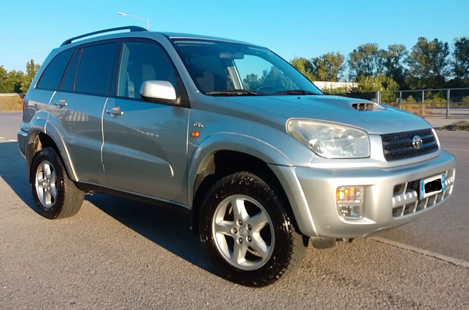 Toyota RAV 4 RAV4 5p 2.0 d-4d 16v Sol iscritta ASI CRS - 2
