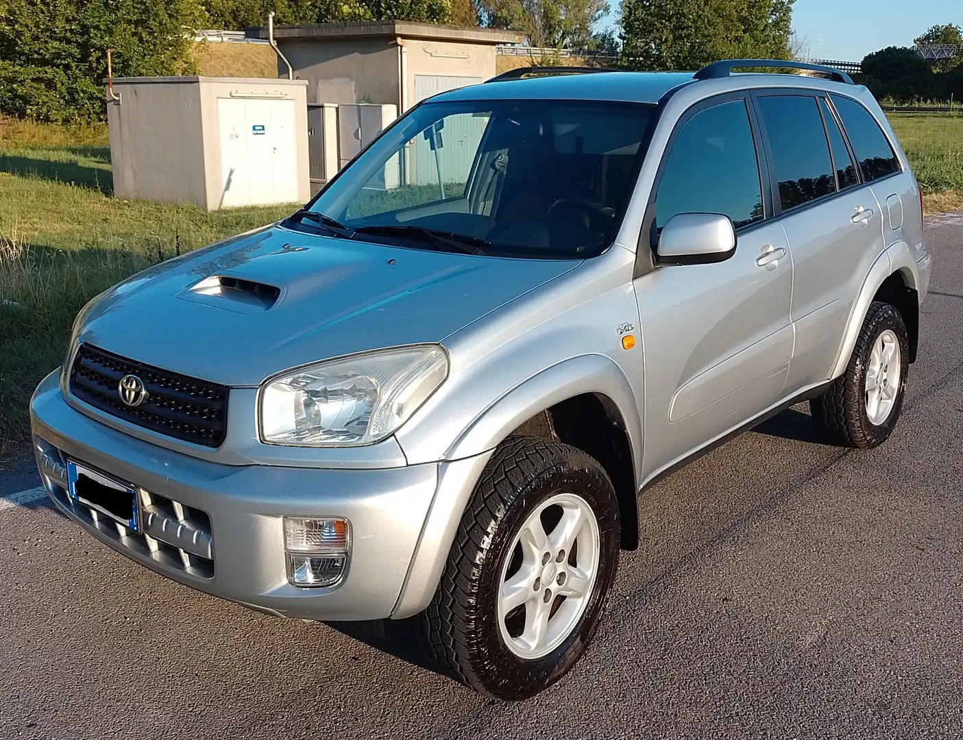 Toyota RAV 4 RAV4 5p 2.0 d-4d 16v Sol iscritta ASI CRS - 1