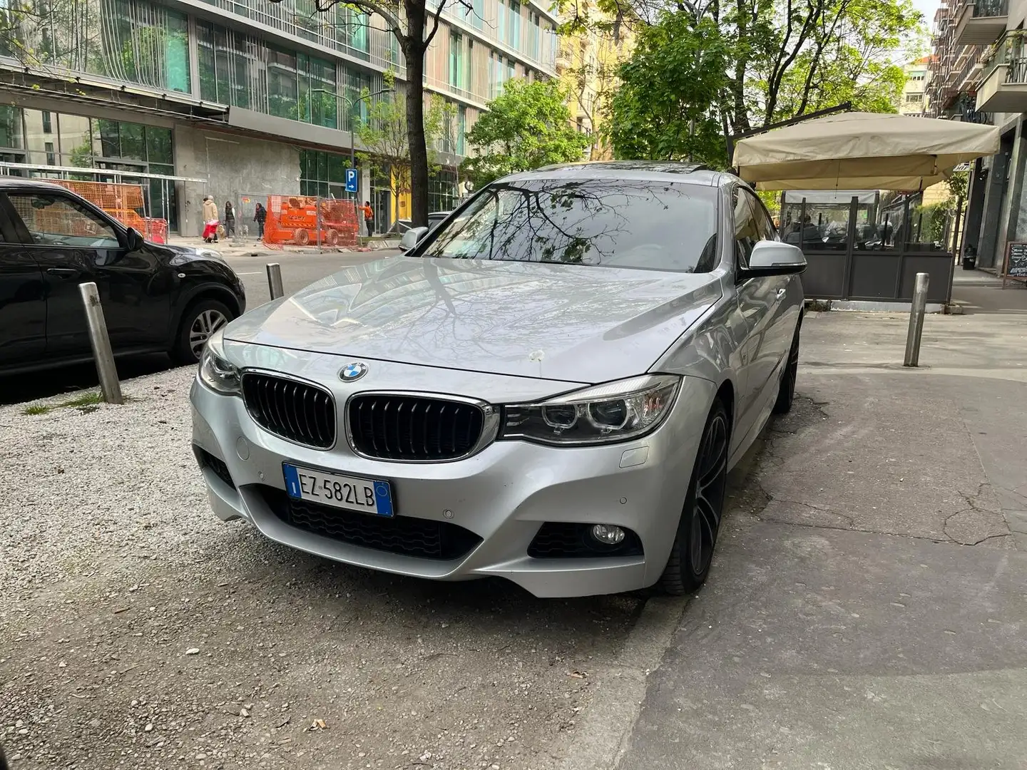 BMW 330 Serie 3 G.T.    xDrive GT -M-SPORT  MOTORE NUOVO Gümüş rengi - 2