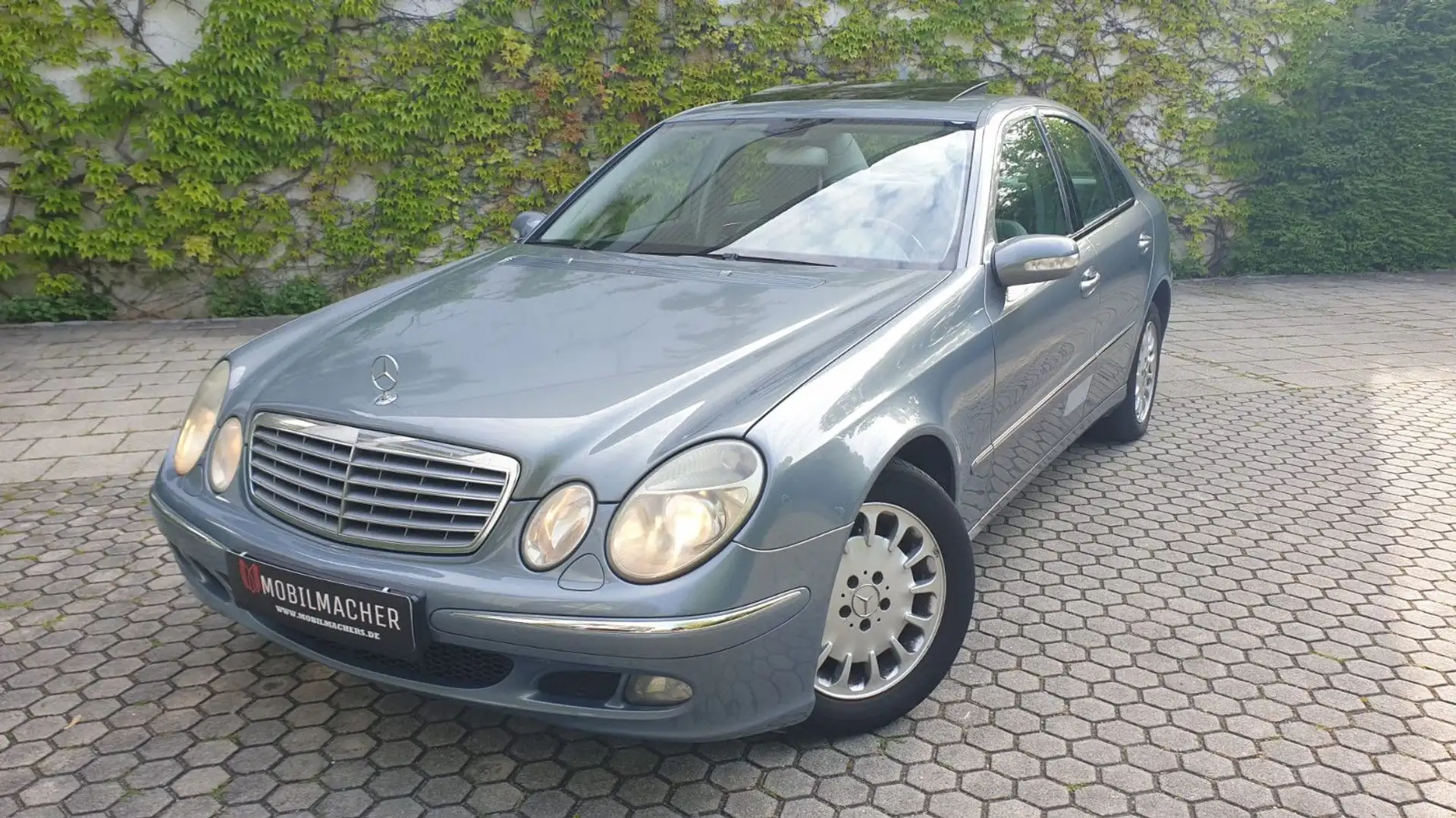 Mercedes-Benz E 220 CDI Navi*MFL*SHZ*Schiebedach*TÜV 04/2026 Blauw - 1