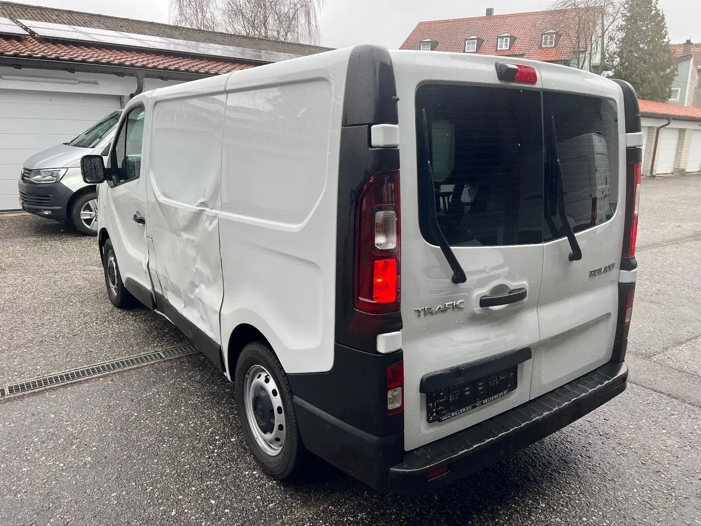 Renault Trafic L1H1 3,0t Komf Seitenschaden voll fahrber Wit - 2