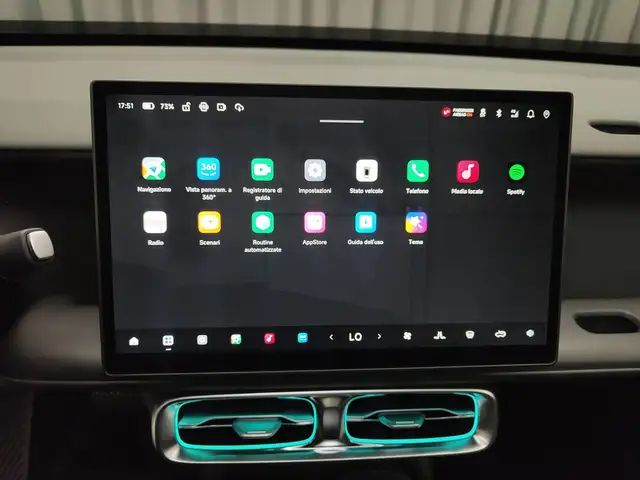 Leapmotor B10 view 11
