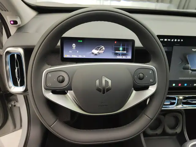 Leapmotor B10 view 6
