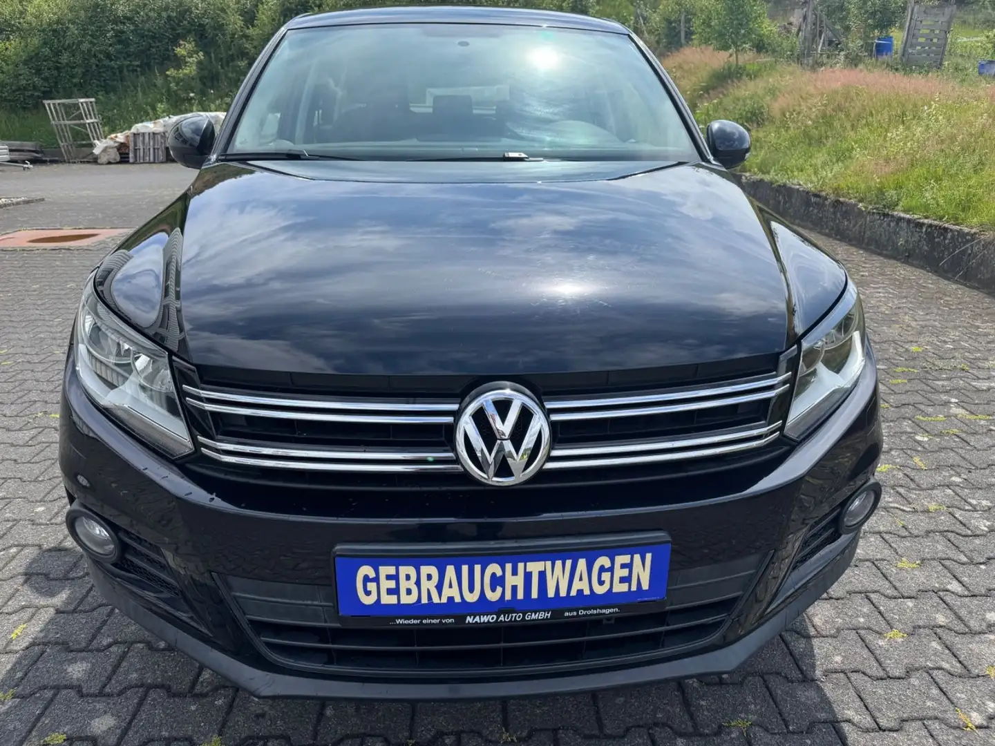 Volkswagen Tiguan 1,4 Trend & Fun BMT-Navi-AHK-Tüv neu Nero - 2