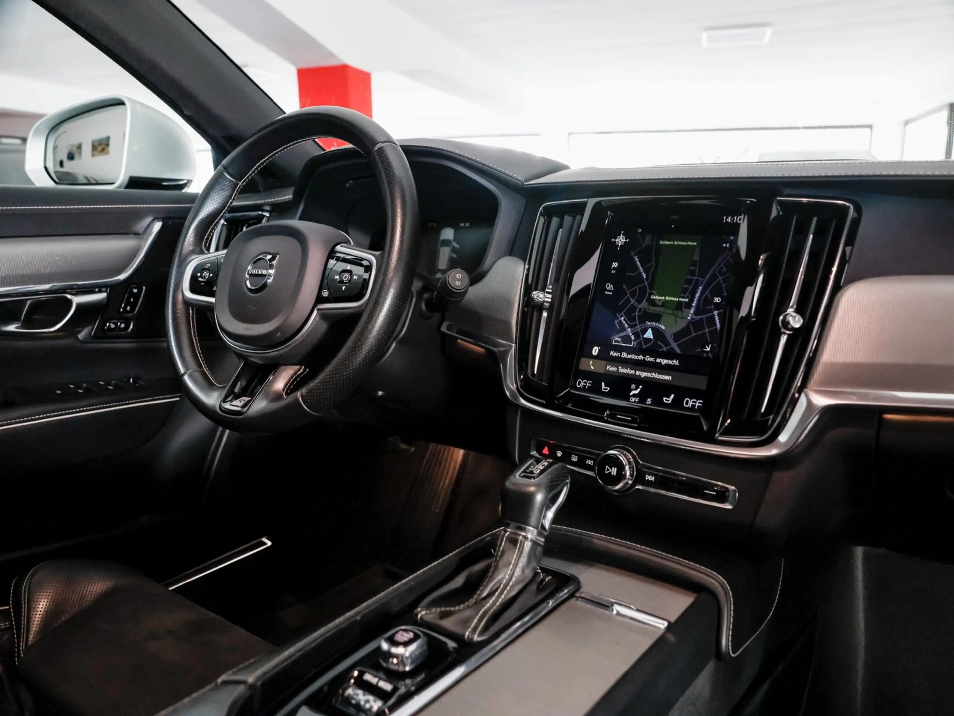 Volvo V90 R Design **VOLLAUSSTATTUNG** — photo 5