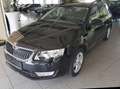 Skoda Octavia Com3TSI Navi Clitro Sitzhzg PDC vo+hi 8-fach-berei Schwarz - thumbnail 3