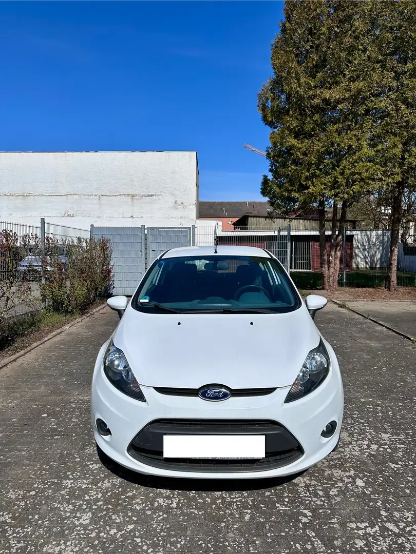 Ford Fiesta Trend Weiß - 1