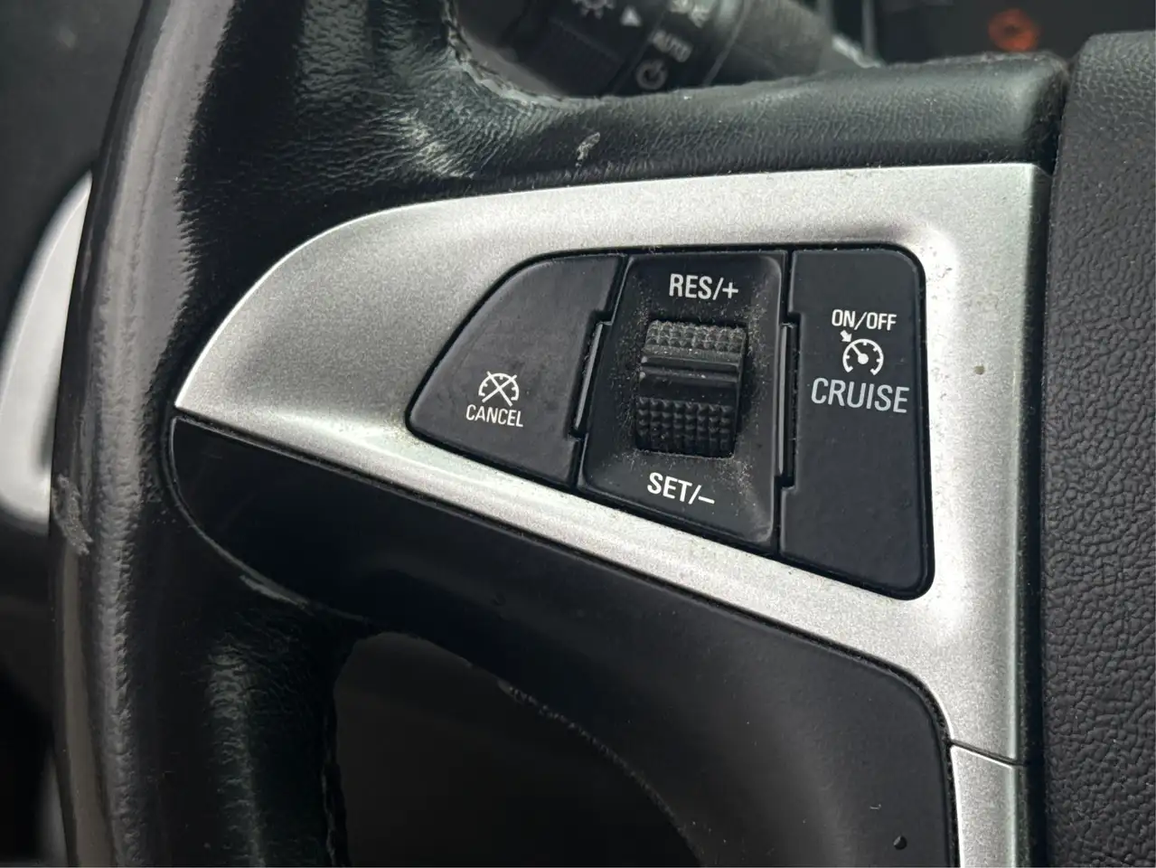 Chevrolet Equinox снимка Chevrolet Equinox