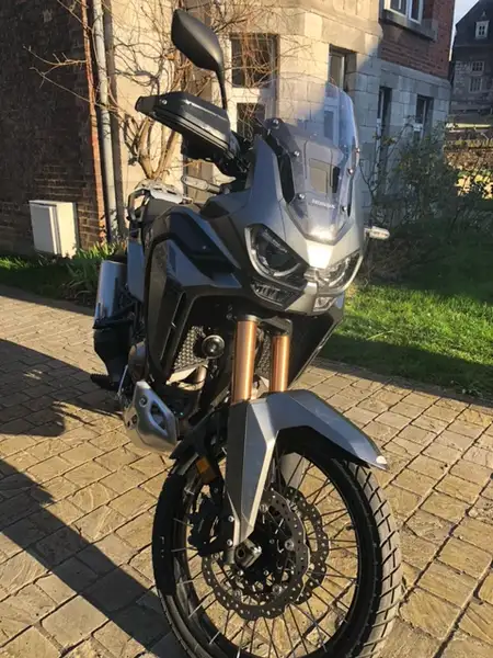 Honda CRF 1100 - foto 7