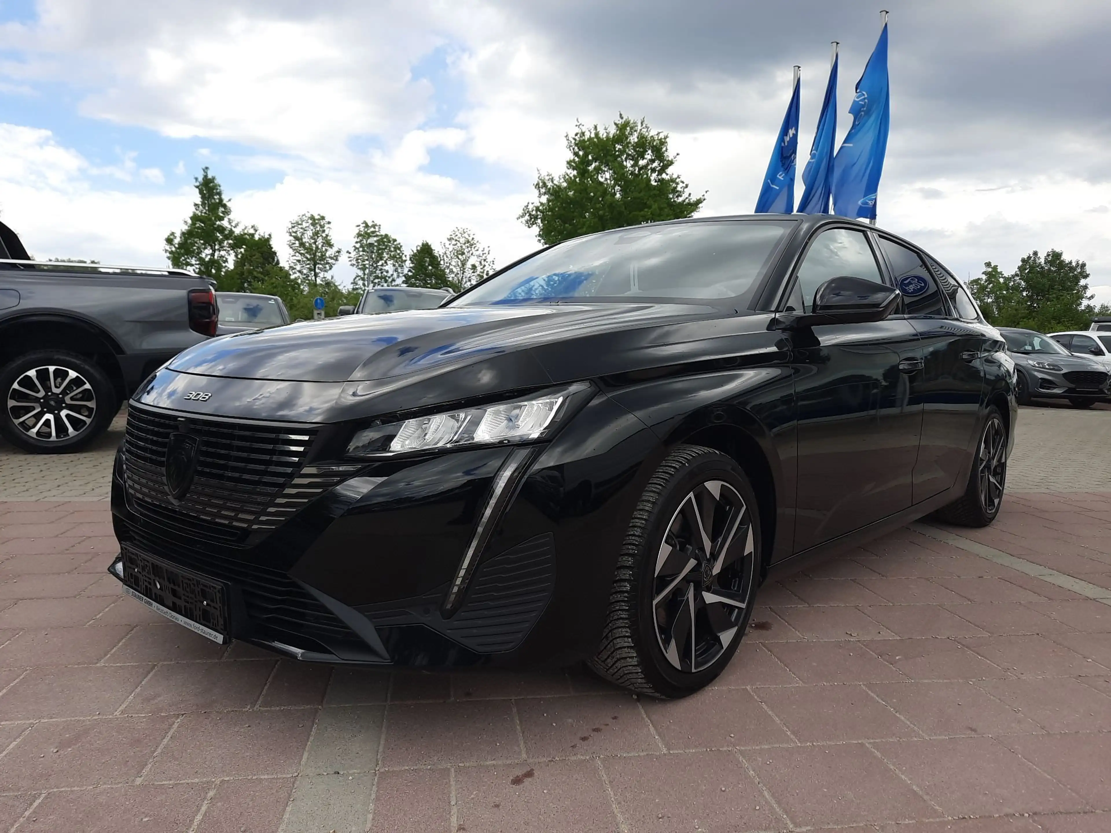 Peugeot 308 SW 1.5 BlueHDi 130 Allure ACC LED Kam. Navi — photo 2