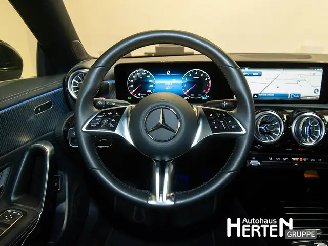 Mercedes-Benz CLA view 7
