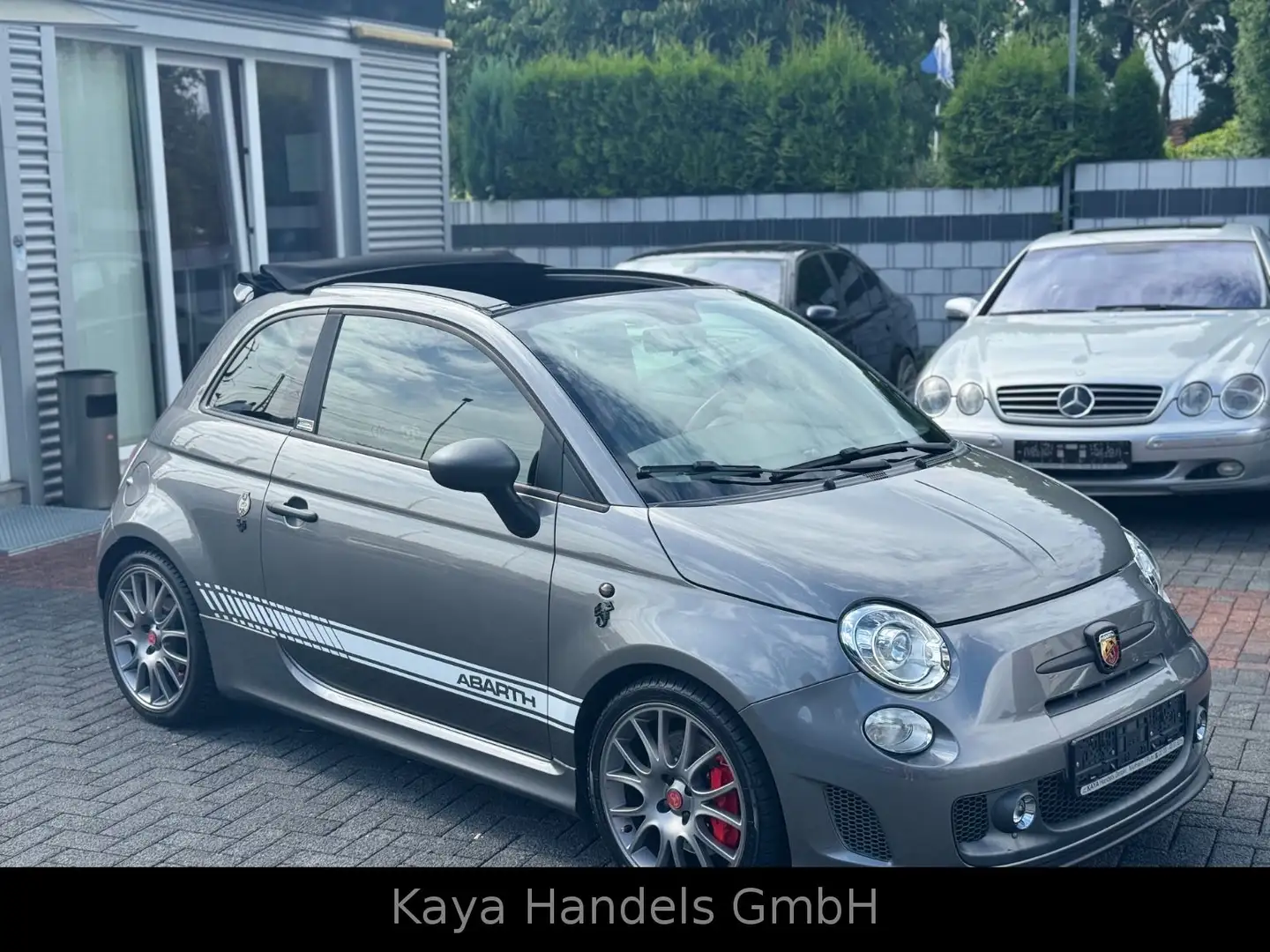 Abarth 500 Cabrio 595 C Competizione Grau - 2
