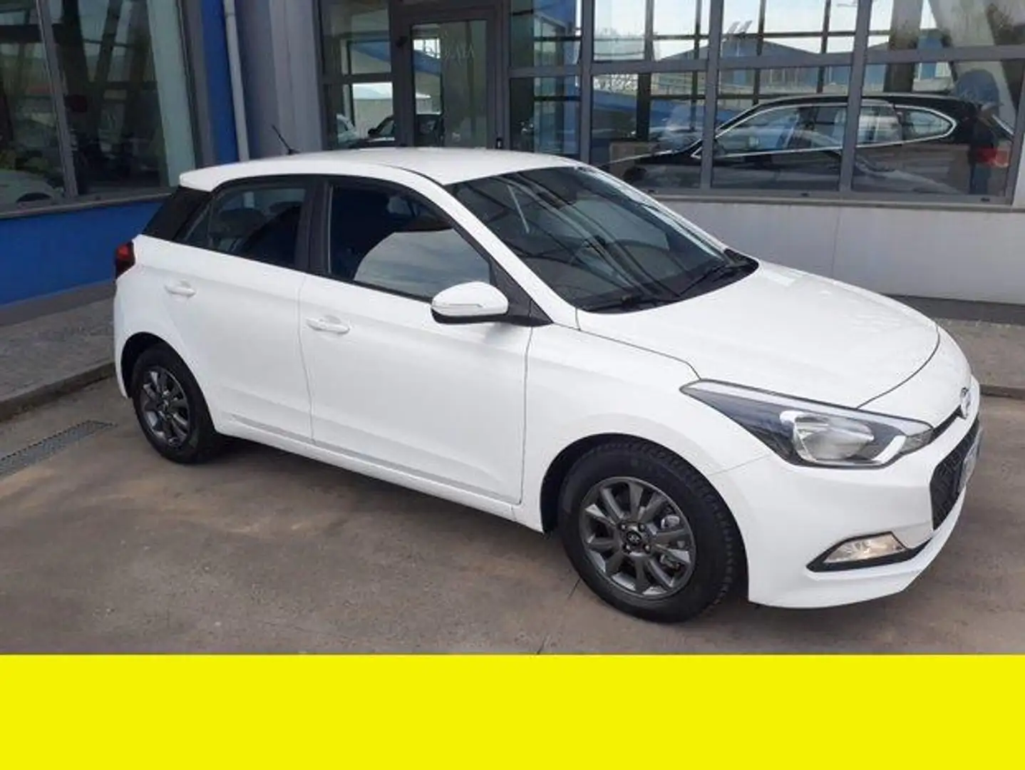 Hyundai i20 Hyundai i20 1.1 CRDi 12V 5porte anno 2018 Bianco - 2