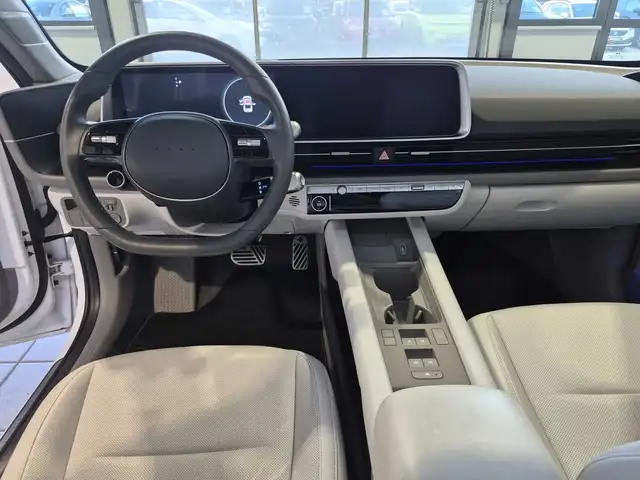 Hyundai Ioniq 6 view 9
