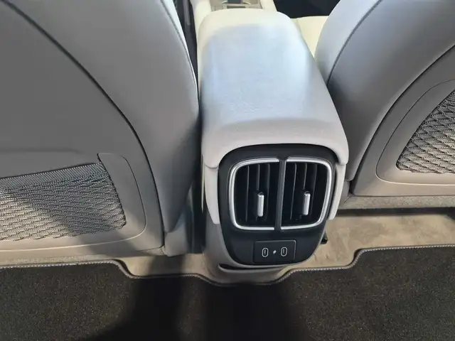 Hyundai Ioniq 6 view 13