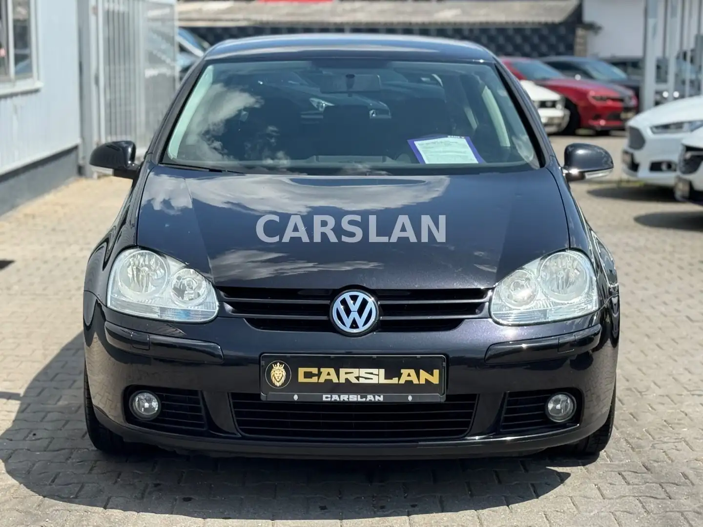 Volkswagen Golf V Lim. TOUR "PDC+SHZ+AHK+KLIMAAUTOMATIK" Zwart - 2