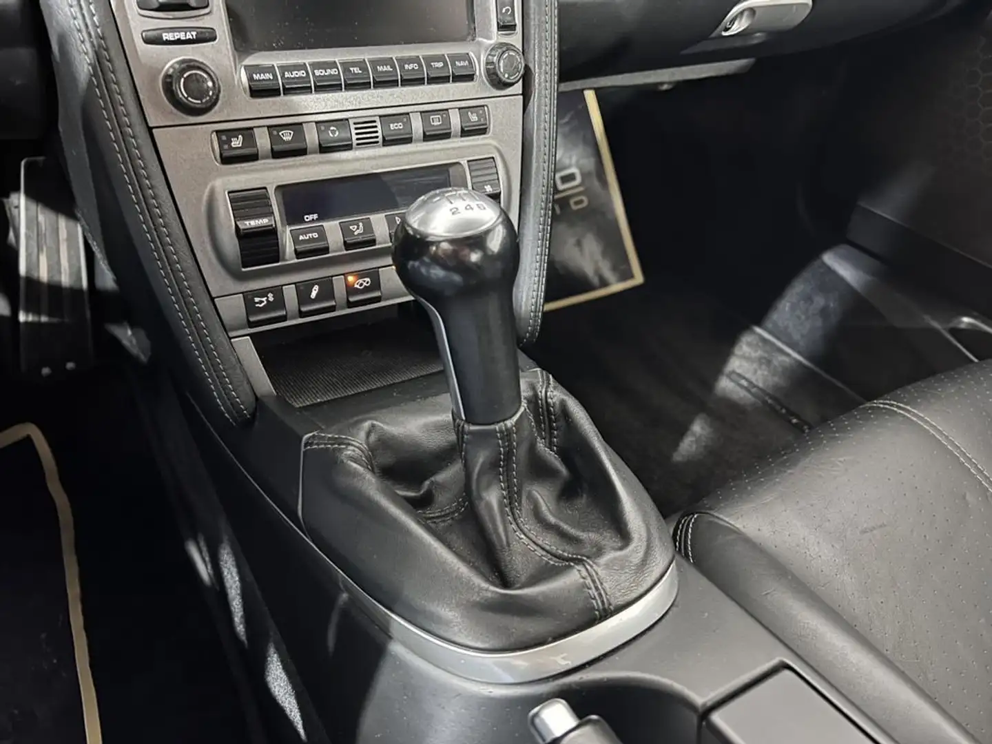 Porsche 911 S coupé. 3l 8.355 CH .87000km Gris - 1