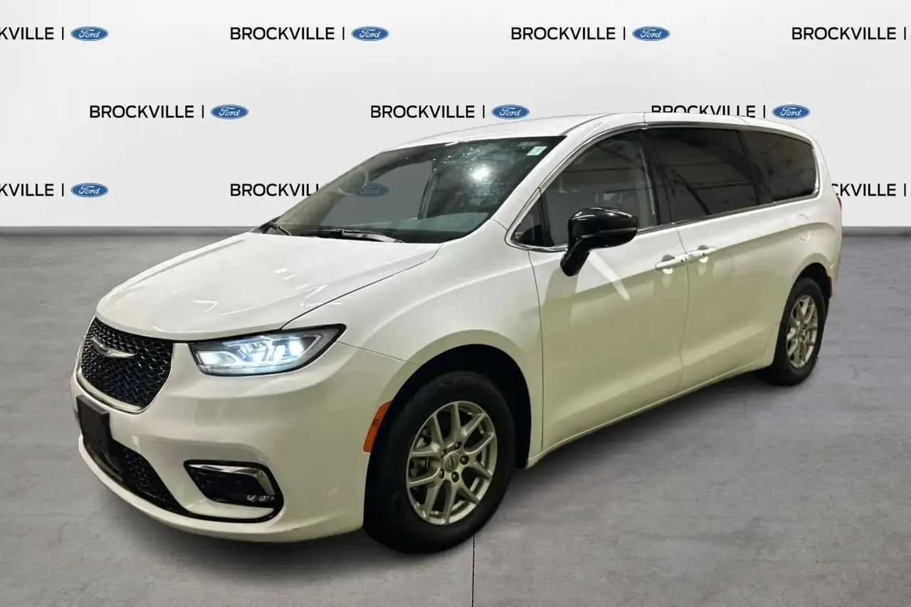 Chrysler Pacifica снимка Chrysler Pacifica